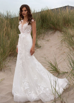 Cap Sleeves Ivory Lace Tulle Pearl Buttons Back Wedding Dress